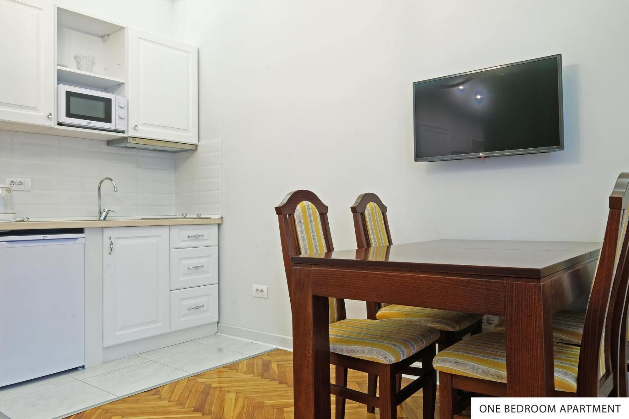Downtown Belgrade Apartments Eksteriør billede