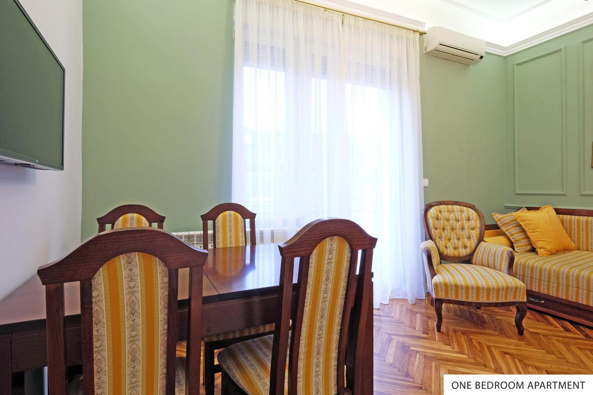 Downtown Belgrade Apartments Eksteriør billede